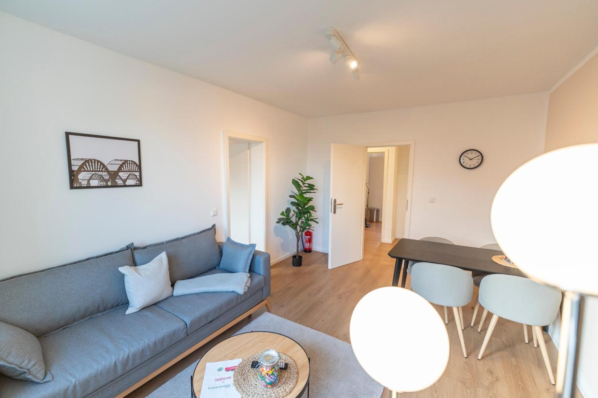 Rr - Stylish Apartment 50Qm - Wifi - Washer - Tv Magdeburg Eksteriør billede