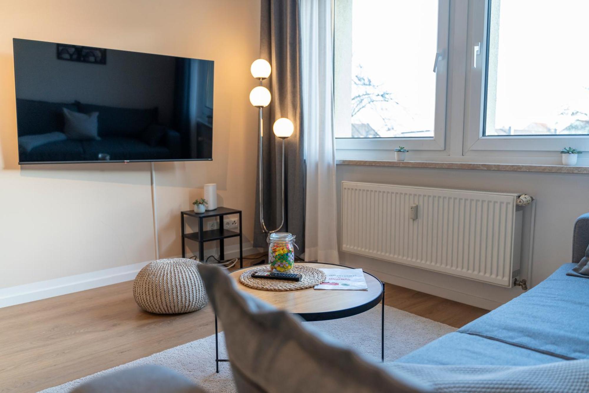 Rr - Stylish Apartment 50Qm - Wifi - Washer - Tv Magdeburg Eksteriør billede