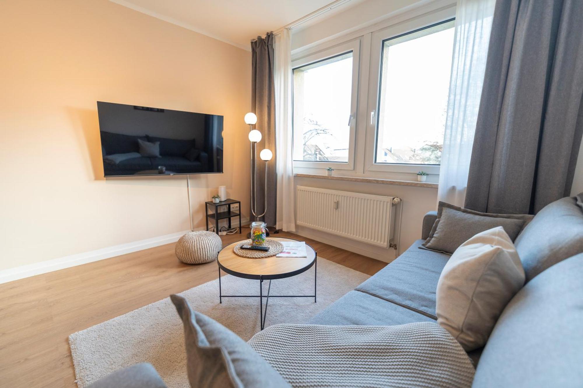 Rr - Stylish Apartment 50Qm - Wifi - Washer - Tv Magdeburg Eksteriør billede